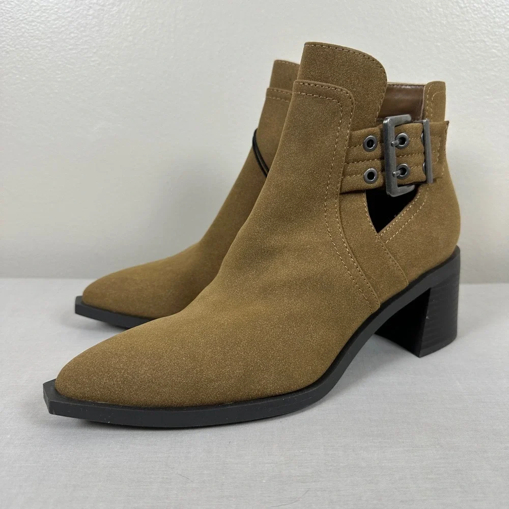 a.n.a Women's 10 Shadow Bootie Tan‎ Faux Suede Buckle Block Heel Ankle Boots NEW